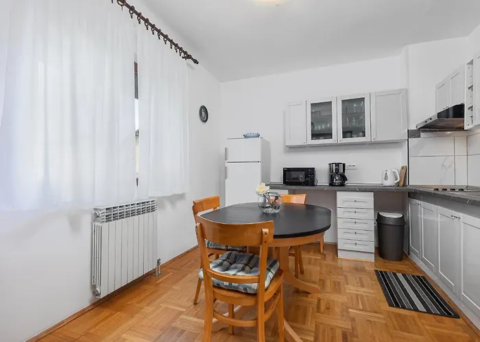 Vlado Apartman Porec